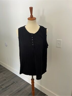 Black Sleeveless Henley Tank Top - Unbranded